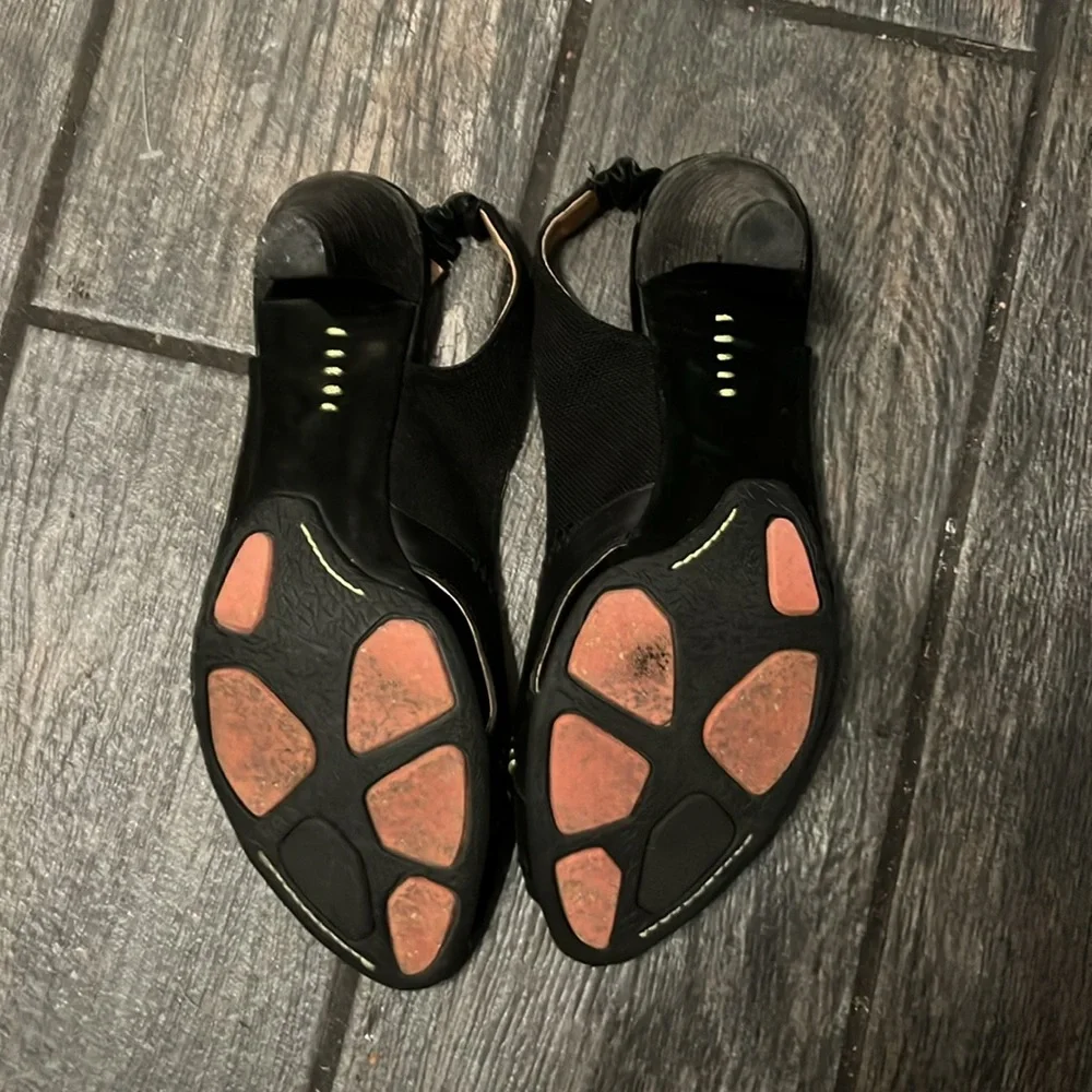 Open Toe Pumps - Picture 3 of 3